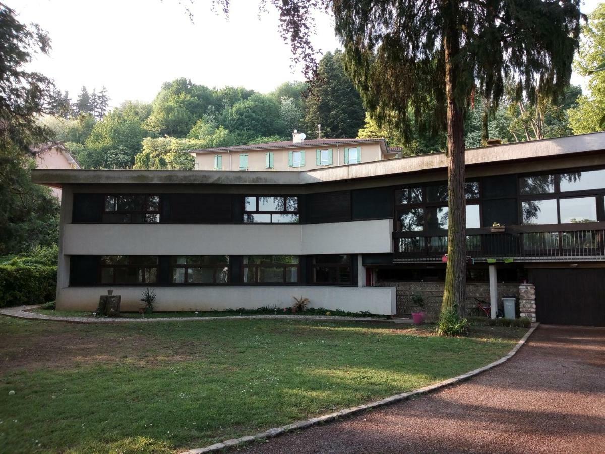 Ferienwohnung Maison D'Architecte Au Bord De L'Eau Pont-dʼAin Exterior foto